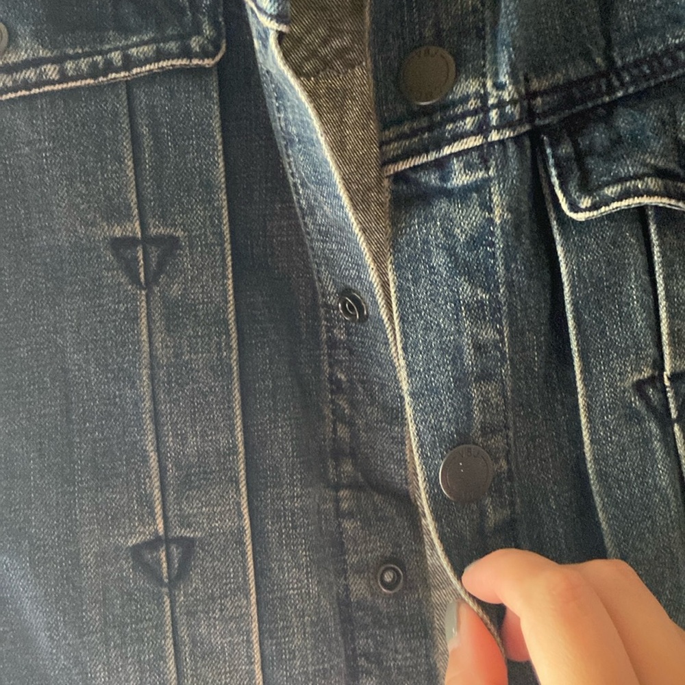 Jean jacket - Picture 4 of 9